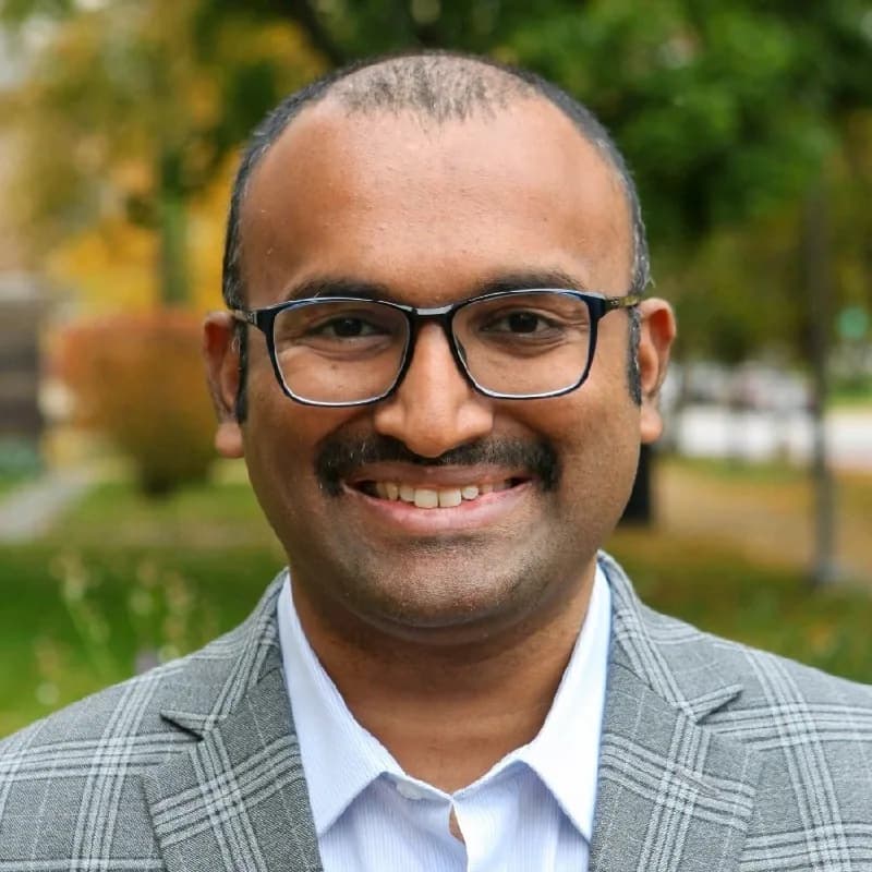 Portrait of Arjun Lagisetty